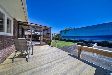 Photo of property in 7 Oleander Place, Bell Block, New Plymouth, 4312