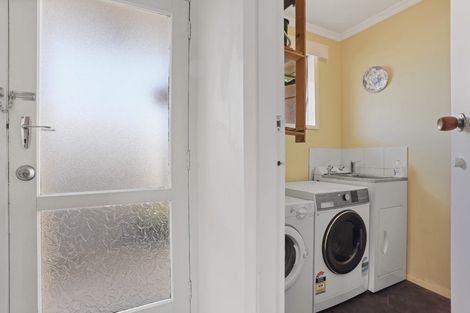 Photo of property in 6 Birdling Place, Halswell, Christchurch, 8025