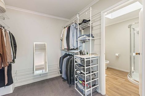 Photo of property in 58 Karina Road, Merrilands, New Plymouth, 4312