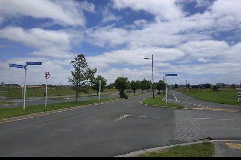 Photo of property in 11 Faithful Drive, Karaka, Papakura, 2113