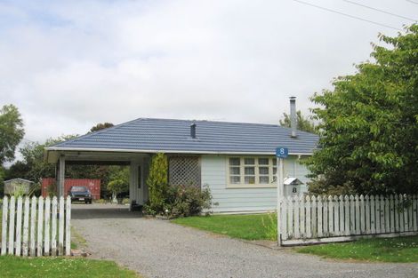 Photo of property in 8 Martin Place, Ohakune, 4625
