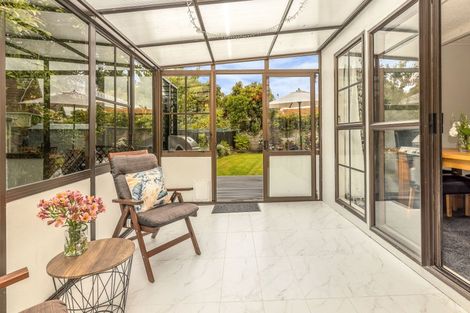 Photo of property in 261 Te Moana Road, Waikanae, 5036