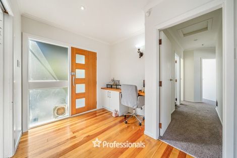 Photo of property in 215 Whites Line East, Waiwhetu, Lower Hutt, 5010