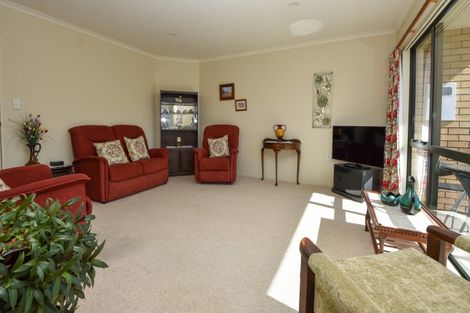 Photo of property in Villa Estate, 47/55 Armstrong Avenue, Carterton, 5713