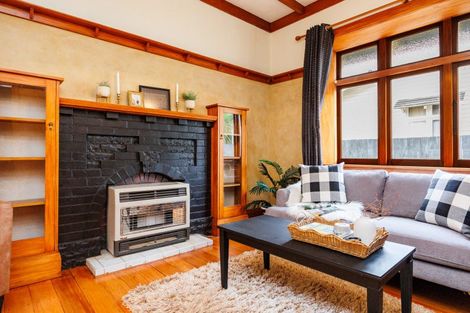 Photo of property in 8 Karamu Avenue, Takaro, Palmerston North, 4410