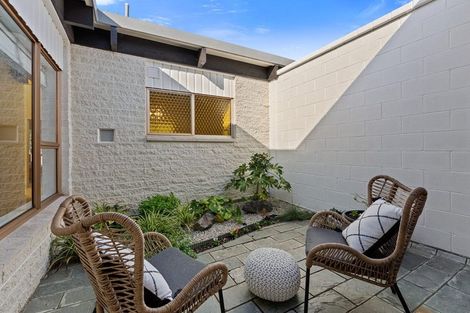 Photo of property in 4 Sunny Glen, Waikanae, 5036