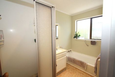 Photo of property in 13a Karamu Street, Strandon, New Plymouth, 4312