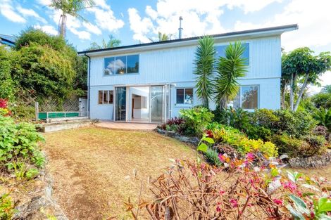Photo of property in 72 Riverview Road, Kerikeri, 0230
