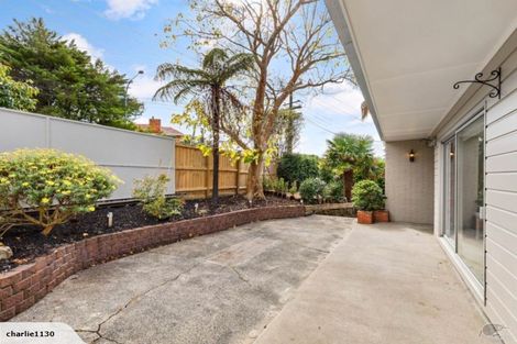 Photo of property in 120 Sunrise Avenue, Mairangi Bay, Auckland, 0630
