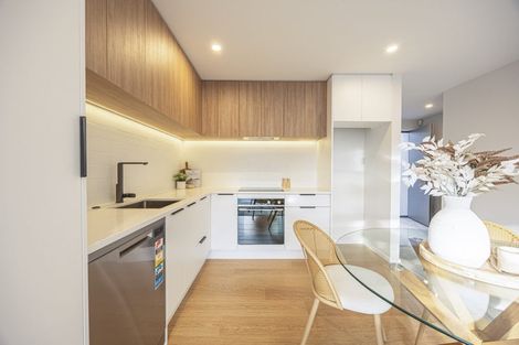 Photo of property in 19 Winton Street, St Albans, Christchurch, 8014