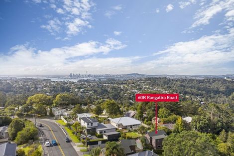 Photo of property in 2/60 Rangatira Road, Beach Haven, Auckland, 0626