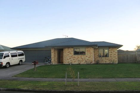 Photo of property in 28 Diomede Glade, Flagstaff, Hamilton, 3210