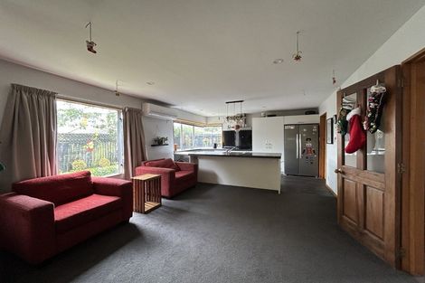 Photo of property in 2/144a Yaldhurst Road, Sockburn, Christchurch, 8042