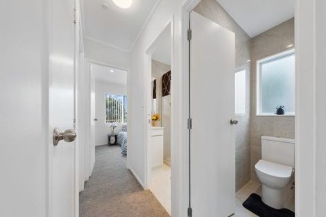 Photo of property in 1/157 Te Irirangi Drive, Flat Bush, Auckland, 2019