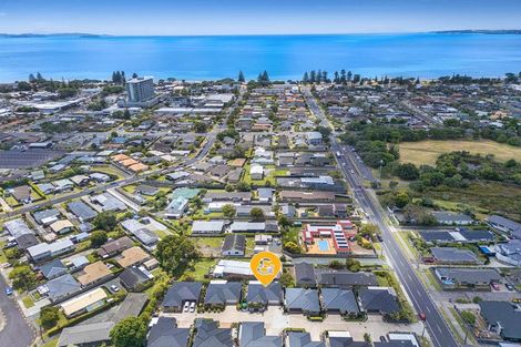 Photo of property in 8 Waitaha Close, Orewa, 0931