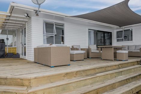 Photo of property in 51 Power Street, Levin, 5510