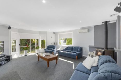 Photo of property in 1312 High Street, Taita, Lower Hutt, 5011