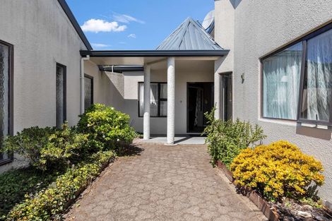 Photo of property in 16 Shepherd Road, Kawerau, 3127