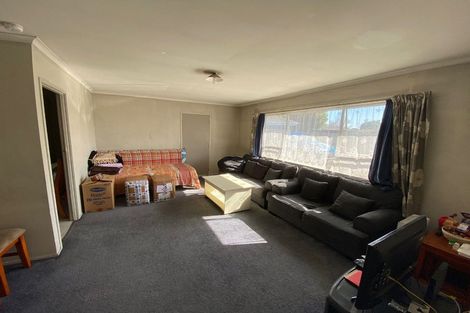 Photo of property in 35a Great South Road, Takanini, 2112