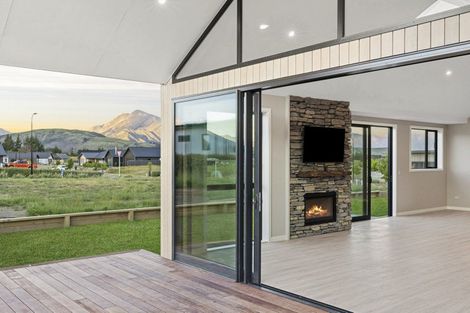 Photo of property in 11 Rua Street, Albert Town, Wanaka, 9305