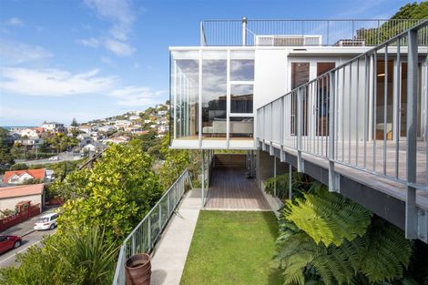 Photo of property in 6 Crawford Road, Kilbirnie, Wellington, 6022