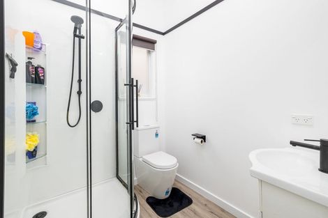 Photo of property in 1 Edward Street, Waimate, 7924