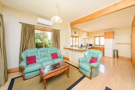 Photo of property in 12 Astrid Court, Awapuni, Palmerston North, 4412