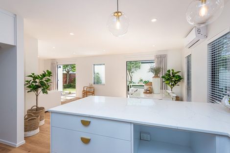 Photo of property in 88a Merivale Lane, Merivale, Christchurch, 8014