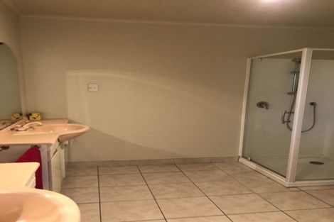 Photo of property in 223 Pakuranga Road, Pakuranga, Auckland, 2010