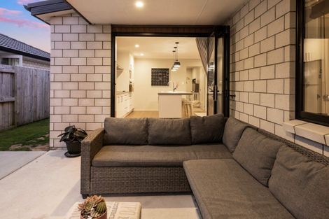 Photo of property in 14 Dunkeld Drive, Papamoa, 3118