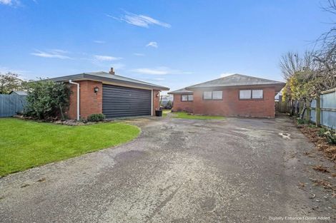 Photo of property in 22 Nixon Street, Tinwald, Ashburton, 7700