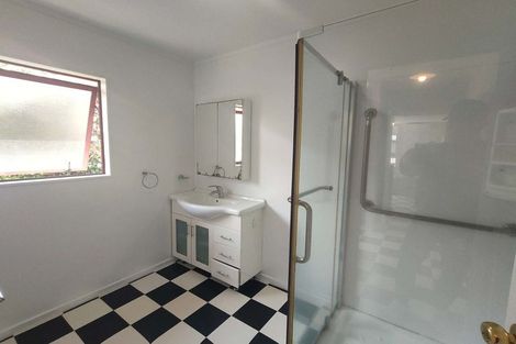 Photo of property in 8 Paramu Avenue, Birkdale, Auckland, 0626