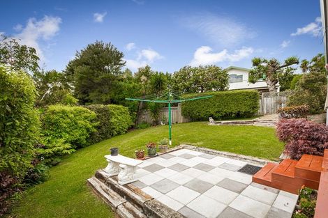 Photo of property in 1/12 Ballini Rise, West Harbour, Auckland, 0618