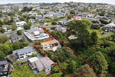 Photo of property in 6 Barker Rise, Northcross, Auckland, 0632