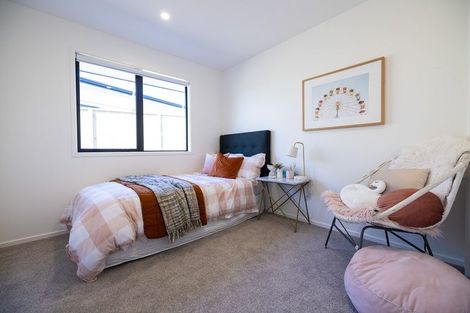 Photo of property in 11 Kanono Way, Helensville, 0800