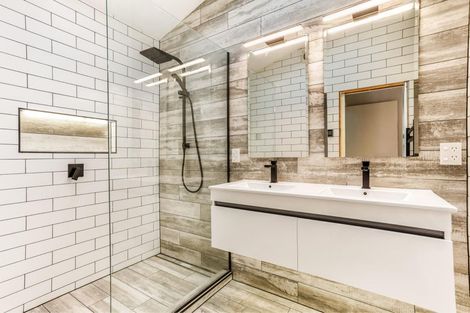 Photo of property in 31 Cambridge Road, Riverhead, 0820