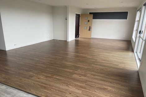 Photo of property in 18 Fairway Avenue, Red Beach, 0932