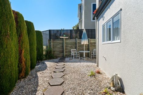 Photo of property in 2 Iles Lane, Cashmere, Christchurch, 8022