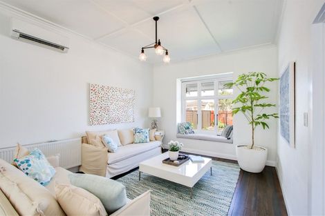 Photo of property in 48 Latham Street, Napier South, Napier, 4110