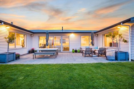 Photo of property in 10 Wangapeka Way, Aotea, Porirua, 5024