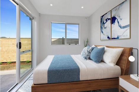 Photo of property in 32 Port Way, Rosehill, Papakura, 2113