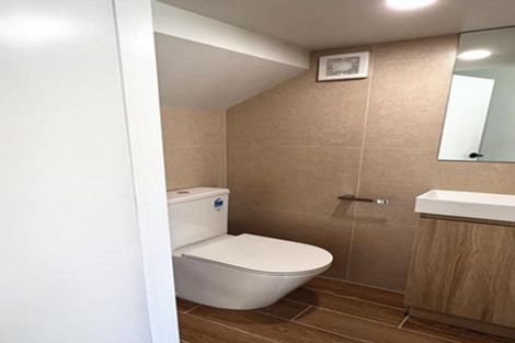 Photo of property in 27 Arahopu Place, Papakura, 2110