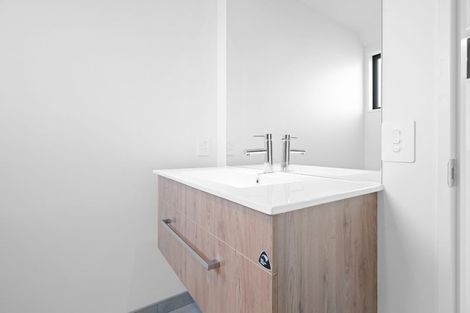 Photo of property in 2/51 Laurence Street, Waltham, Christchurch, 8011