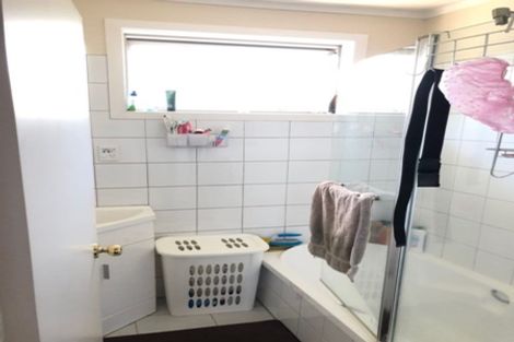 Photo of property in 15 Emerson Road, Clover Park, Auckland, 2023