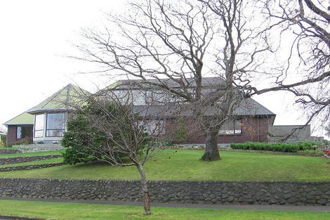 Photo of property in 37 East Street, Terrace End, Palmerston North, 4410