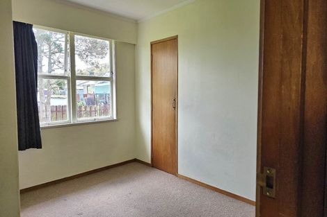Photo of property in 130 George Street, Hikurangi, 0114