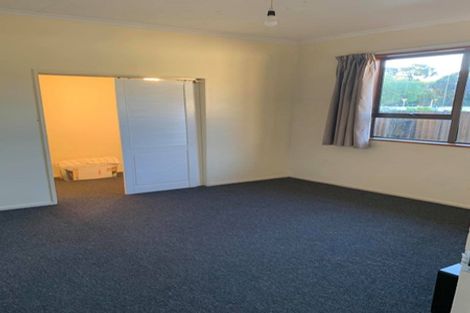 Photo of property in 9 Shamrock Street, Takaro, Palmerston North, 4412
