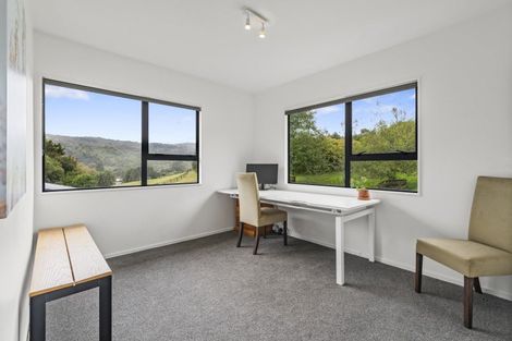 Photo of property in 248 Kauri View Road, Opaheke, Papakura, 2584