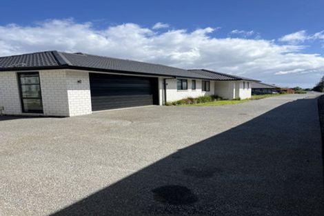 Photo of property in 8 Albatross Lane, Welcome Bay, Tauranga, 3112