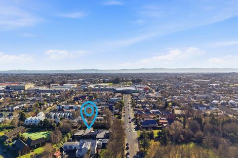 Photo of property in 38 Grassmere Street, Papanui, Christchurch, 8052